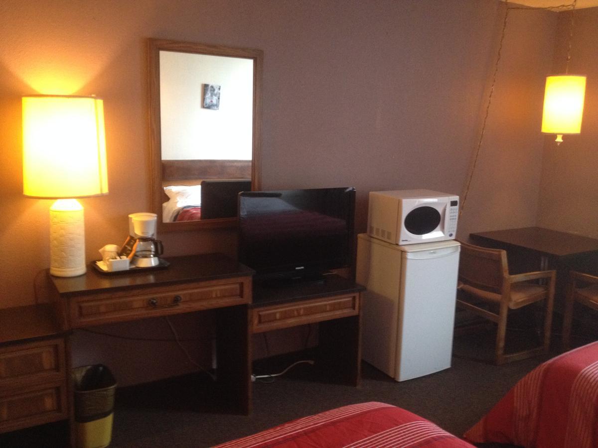 Classic Motor Inn Melville 외부 사진